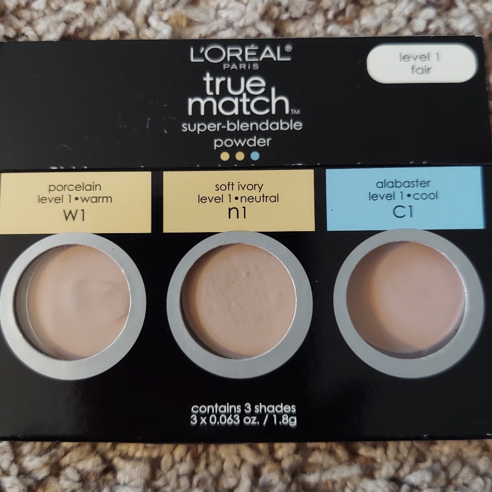 L'Oreal foundation samples